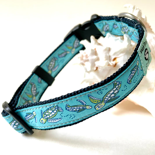 Dog collar with sea turtle pattern made for saltwater use